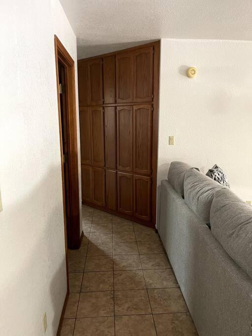 Townhouse, Two Car Garage, Fireplace Back Yard 라스크루시스 외부 사진