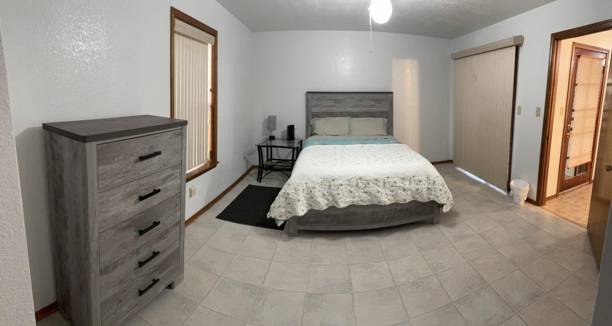 Townhouse, Two Car Garage, Fireplace Back Yard 라스크루시스 외부 사진