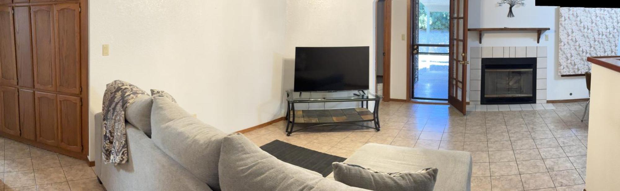 Townhouse, Two Car Garage, Fireplace Back Yard 라스크루시스 외부 사진